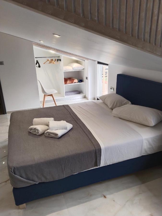 Hotel Almira Agía Triás Ngoại thất bức ảnh