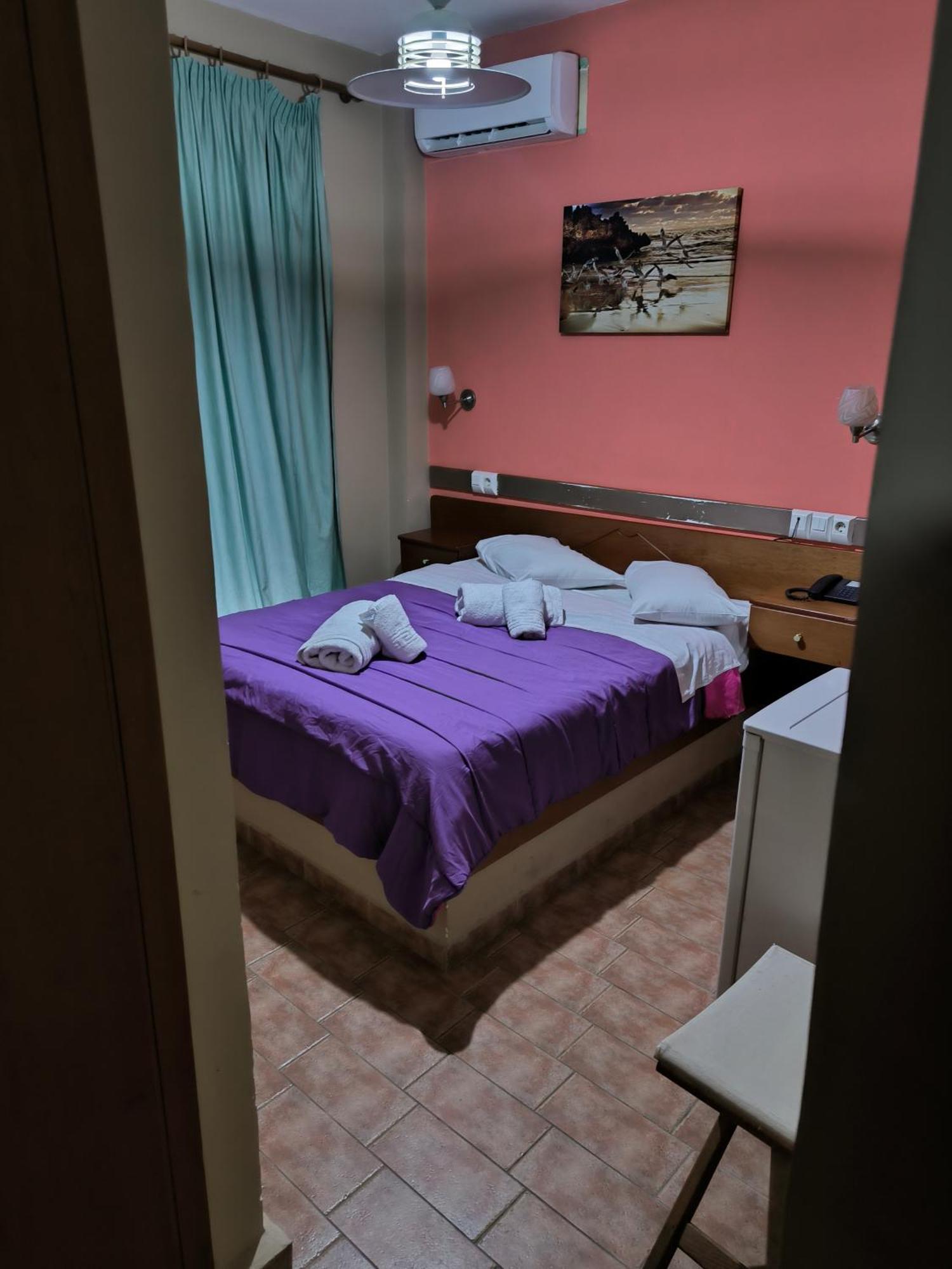 Hotel Almira Agía Triás Ngoại thất bức ảnh