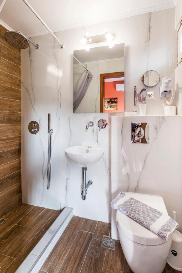 Hotel Almira Agía Triás Ngoại thất bức ảnh