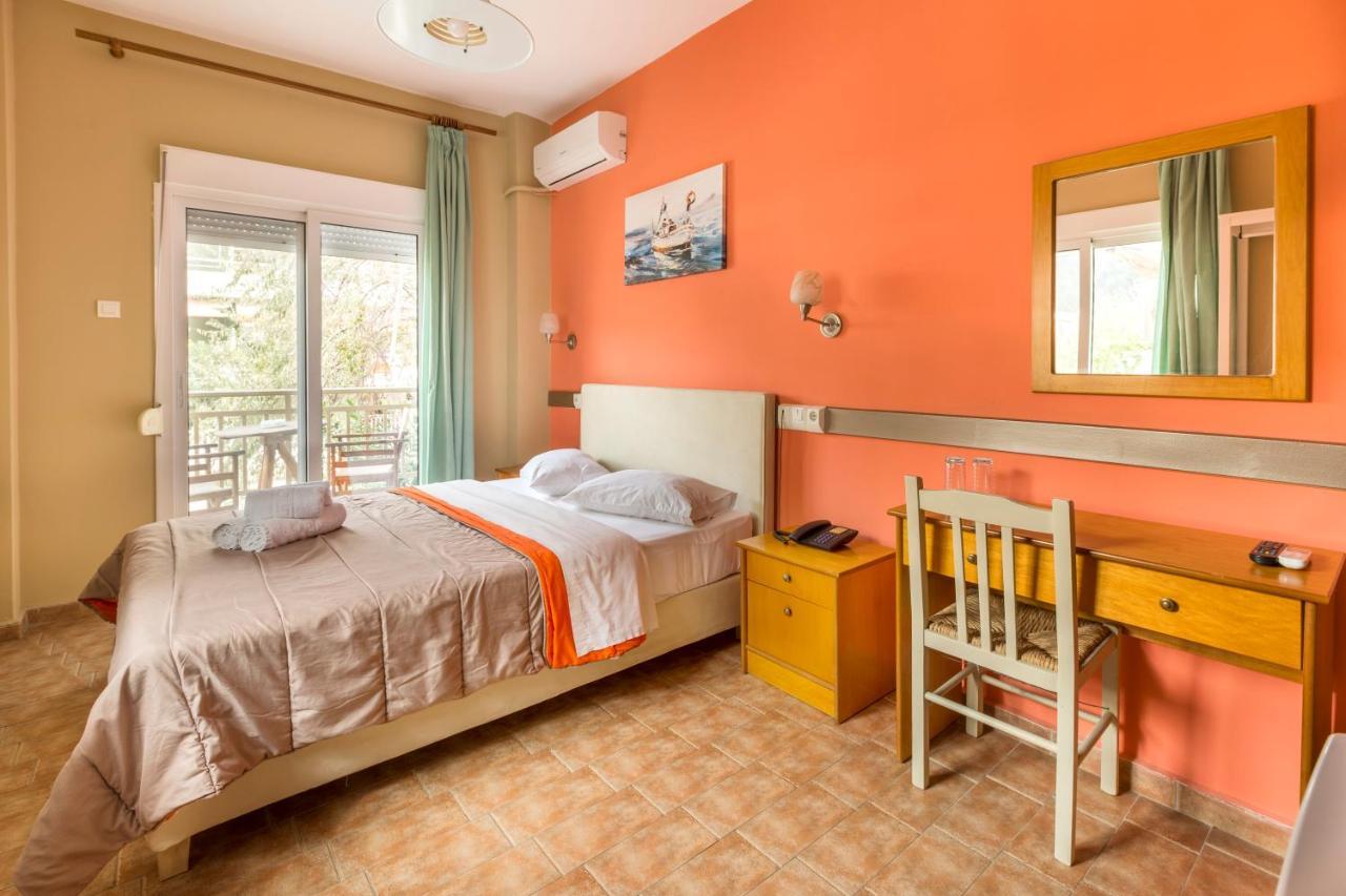 Hotel Almira Agía Triás Ngoại thất bức ảnh